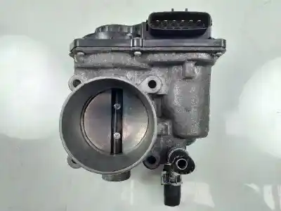 Автозапчастина б/у коробка метелика для toyota prius (nhw30) plug-in hybrid advance посилання на oem iam 2203037060