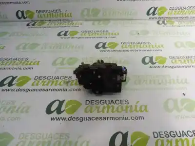 Recambio de automóvil de segunda mano de cerradura puerta delantera izquierda para skoda fabia  referencias oem iam   