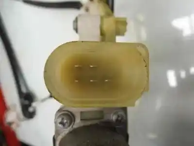 Автозапчастина б/у регулятор переднього правого скла для audi a3 (8p) 1.6 tdi ambiente посилання на oem iam 8p0959802q  