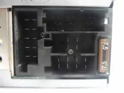 Gebrauchtes Autoersatzteil audiosystem / radio-cd zum audi a2 (8z) 1.4 tdi (55kw) oem-iam-referenzen 4b0035152b auz1z2y6992306 7648245380