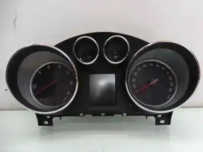 Pièce détachée automobile d'occasion compteur de vitesse tableau de bord pour opel insignia sports tourer sportive références oem iam 22936894