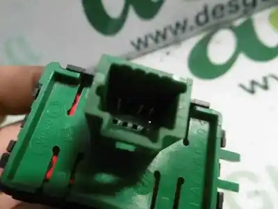 Peça sobressalente para automóvel em segunda mão comandos de alavanca por renault clio iv business referências oem iam 25153917r  251900567r