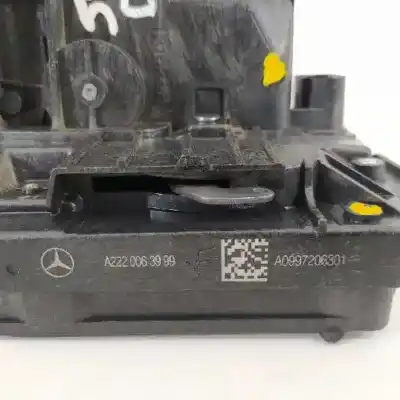 Автозапчастина б/у замок передніх дверей лівий для mercedes-benz clase e lim. (w213) e 220 d (213.004) посилання на oem iam a2220063999  a0997206301