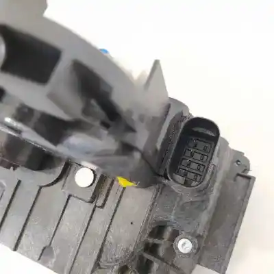 Автозапчастина б/у замок передніх дверей лівий для mercedes-benz clase e lim. (w213) e 220 d (213.004) посилання на oem iam a2220063999  a0997206301