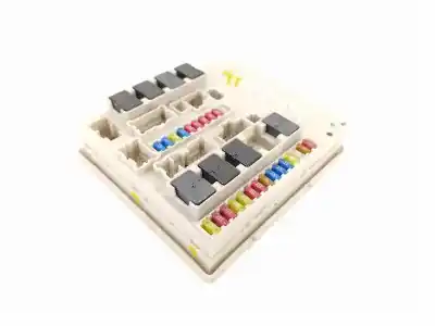 Second-hand car spare part fuse box unit for renault modus confort dynamique oem iam references 233293d4j02  
