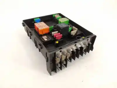 Pezzo di ricambio per auto di seconda mano scatola relè/fusibili per seat leon (1p1) stylance / style riferimenti oem iam 1k0937125  