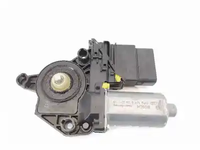 Recambio de automóvil de segunda mano de motor elevalunas trasero izquierdo para volkswagen golf vi (5k1) 1.6 tdi dpf referencias oem iam 5k0959703d  