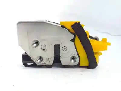 Second-hand car spare part left front door lock for kia ceed concept oem iam references 81310a2400  