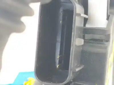 Автозапчастина б/у замок заднього правого дверя для kia ceed concept посилання на oem iam 81420a2400  