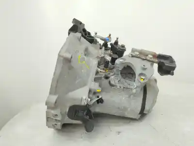 Автозапчастина б/у коробка передач для citroen c3 elle посилання на oem iam 20a704  1054696