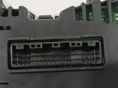 Peça sobressalente para automóvel em segunda mão quadrante por kia rio concept referências oem iam 940161w426  940161w026