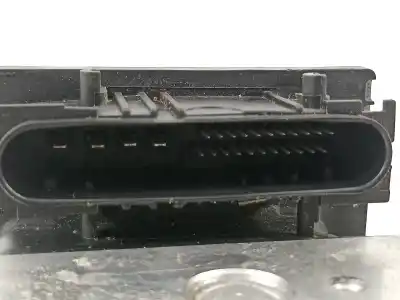 Peça sobressalente para automóvel em segunda mão abs por renault clio iii authentique referências oem iam 8200747140  