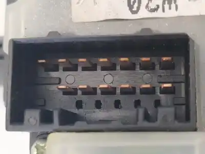 Pezzo di ricambio per auto di seconda mano comando pulito per kia cee´d active riferimenti oem iam 934201h300  