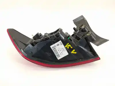 Second-hand car spare part right tailgate light for renault clio iv authentique oem iam references 265502631r  
