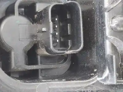 Second-hand car spare part right tailgate light for renault clio iv authentique oem iam references 265502631r  