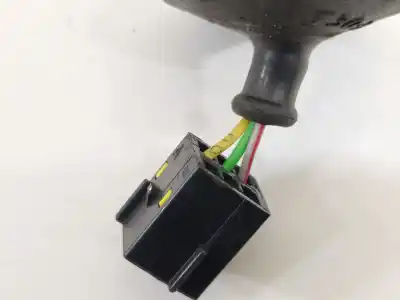 Peça sobressalente para automóvel em segunda mão espelho retrovisor direito por opel corsa e selective referências oem iam 468435664  