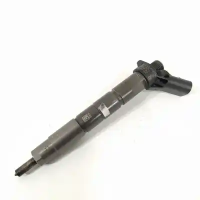 Recambio de automóvil de segunda mano de inyector para mercedes clase e lim. (w213) e 220 d (213.004) referencias oem iam a6540700187