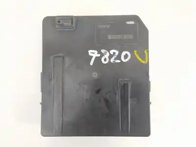 Recambio de automóvil de segunda mano de caja reles / fusibles para renault scenic ii 1.9 dci diesel referencias oem iam 8200455424 6908368353 5190830a8