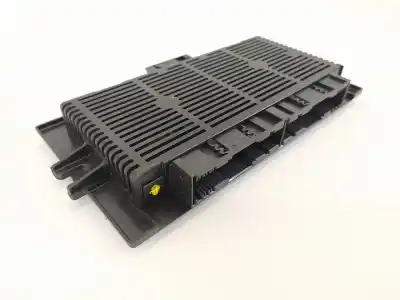 Peça sobressalente para automóvel em segunda mão centralina de luzes por bmw serie 3 berlina (e90) 320d referências oem iam 61359128184 5322208t6 239943