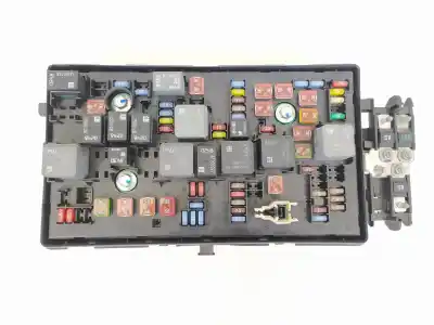 Peça sobressalente para automóvel em segunda mão caixa de fusíveis e relés por opel insignia berlina 2.0 selective referências oem iam 13255300
