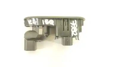 Pièce détachée automobile d'occasion commande de lève vitre avant gauche pour renault kangoo expression références oem iam 476806 8200637849 676533b