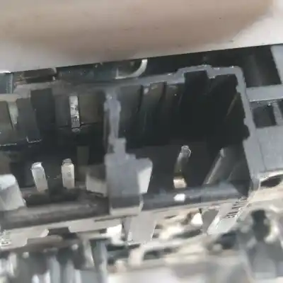 Pezzo di ricambio per auto di seconda mano luce interna per peugeot 3008 (05.2009->) 2.0 active [2.0 ltr. - 110 kw 16v hdi fap cat (rhe / dw10cted4)] riferimenti oem iam 9682063880  9681370177