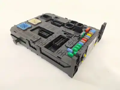 Pièce détachée automobile d'occasion BOÎTES À FUSIBLES pour PEUGEOT 308  Références OEM IAM 9664059180 K0500090409 BSI04EV
