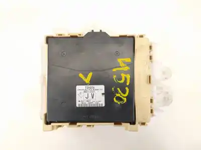 Second-hand car spare part fuse box unit for toyota auris active oem iam references 63583366 8922102331 8273012x70a