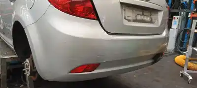 Pezzo di ricambio per auto di seconda mano paraurti posteriore per kia cee´d active riferimenti oem iam   