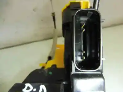 Second-hand car spare part front right door lock for kia cee´d drive oem iam references 81320a2410  