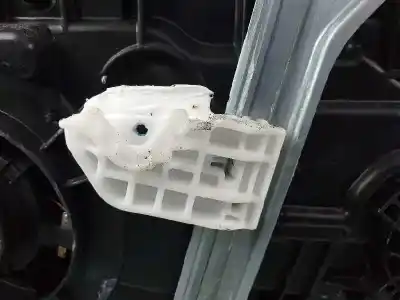 Second-hand car spare part driver left window regulator for kia cee´d drive oem iam references 82470a2301  82450a2010