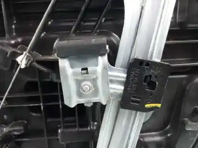 Second-hand car spare part driver left window regulator for kia cee´d drive oem iam references 82470a2301  82450a2010