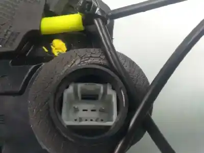 Автозапчастина б/у замок дверей заднього лівого для toyota auris (_e18_) 1.8 hybrid (zwe186_) посилання на oem iam 6906005050  