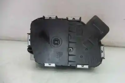 Автозапчастина б/у коробка метелика для seat ibiza (6p1) style connect посилання на oem iam 04b128063k  