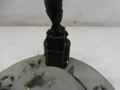 Peça sobressalente para automóvel em segunda mão farol / projetor de nevoeiro esquerdo por hyundai santa fe (sm) 2.0 gls crdi 4x4 referências oem iam 9220126000  