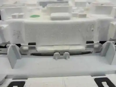 Second-hand car spare part interior light for peugeot 308 access oem iam references 96887290pr  