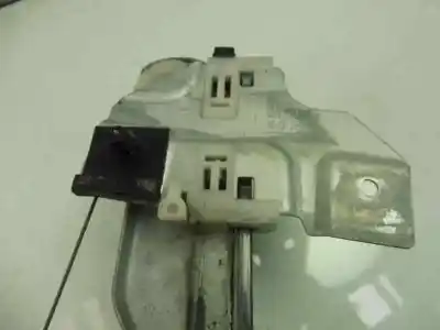 Second-hand car spare part driver left window regulator for dacia duster laureate 4x2 oem iam references 8200733829  
