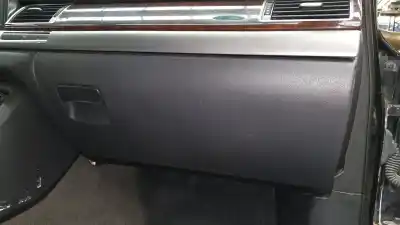 Автозапчасти б/у бардачок за audi a8 (4e2) 4.2 quattro ссылки oem iam 