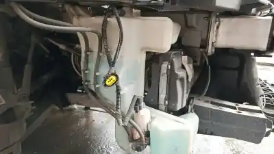 Pièce détachée automobile d'occasion réservoir de lave-glace pour peugeot 308 sw 2.0 16v hdi fap références oem iam 9800219180  