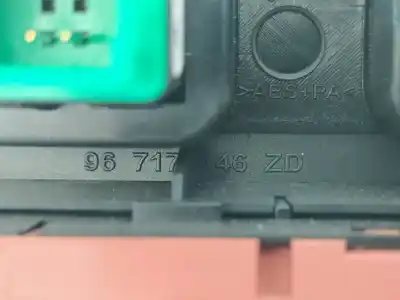 Автозапчастина б/у многофункційне управління для citroen c4 lim. business посилання на oem iam 9666882877  96717146zd