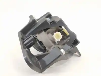 Автозапчастина б/у права фа для mazda cx-3 center-line посилання на oem iam d24h51684  