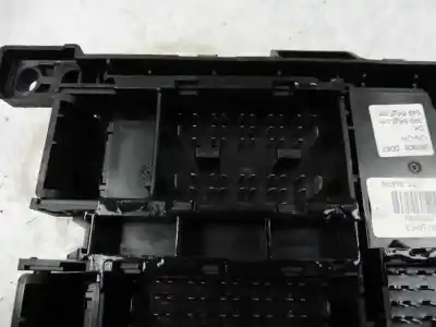 Автозапчасти б/у блок реле/предохранителей за kia carens (un) active ссылки oem iam 919501d220  d22u06970312