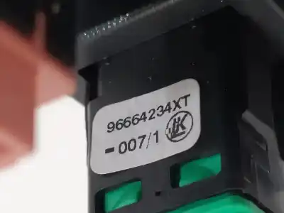 Second-hand car spare part multifunction switch for citroen c4 lim. collection oem iam references 9666425877  96717146zd