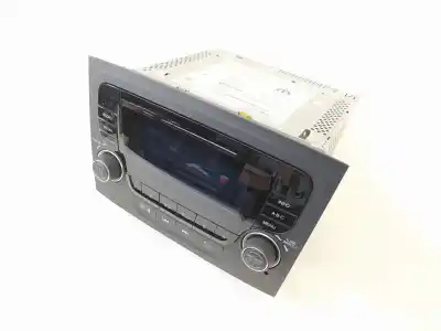 Recambio de automóvil de segunda mano de sistema audio / radio cd para fiat doblo ii cargo (263) 1.6 jtdm 16v cat referencias oem iam 07357115850 a3c00609100010021654 