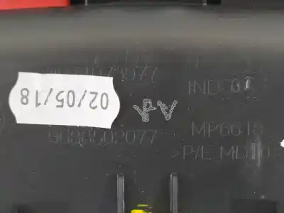 Автозапчастина б/у внутрішне світло для citroen ds4 desire посилання на oem iam 96781445zd  9688502077