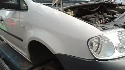Автозапчастина б/у передне праве крило для volkswagen caddy ka/kb (2k) kombi посилання на oem iam 2k0821022  