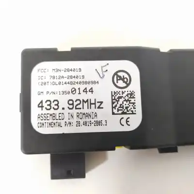 Recambio de automóvil de segunda mano de modulo electronico para opel astra j lim. selective business referencias oem iam 13500144 m3n284019 7812a284019