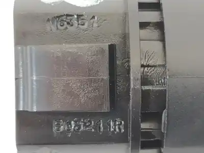 Автозапчастина б/у стартер для renault captur intens посилання на oem iam 503211r  1927937