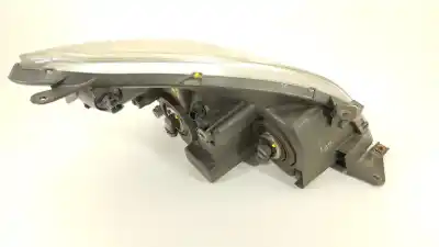 Автозапчастина б/у ліва фара для toyota corolla verso (r1) 2.0 d-4d luna посилання на oem iam 811700f010  