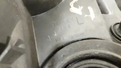 Автозапчастина б/у ліва фара для toyota corolla verso (r1) 2.0 d-4d luna посилання на oem iam 811700f010  